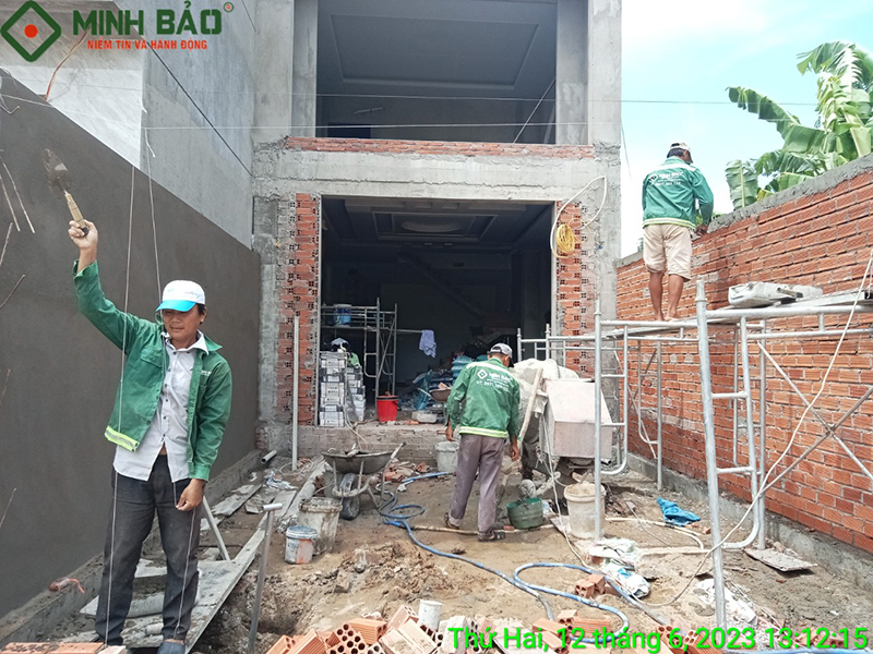 Thi công công trình xây nhà trọn gói của công nhân Minh Bảo