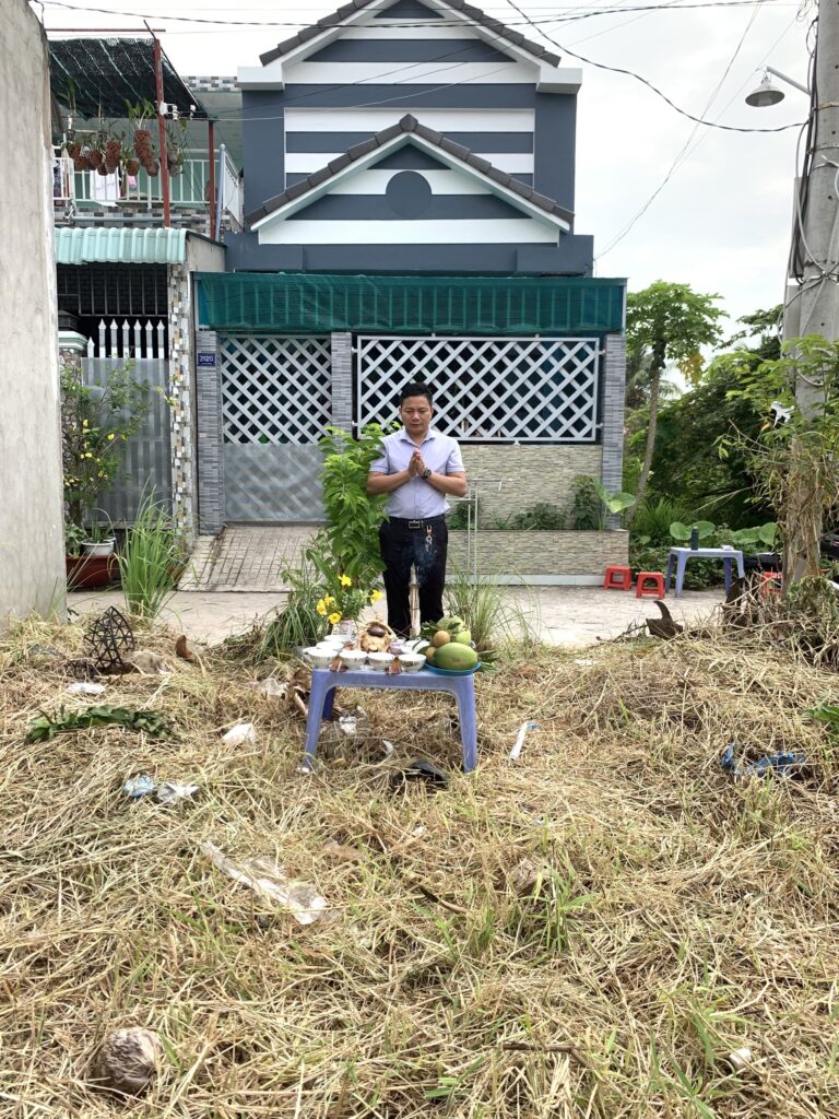 Cúng khởi công nhà chú Tuấn Tiền Giang
