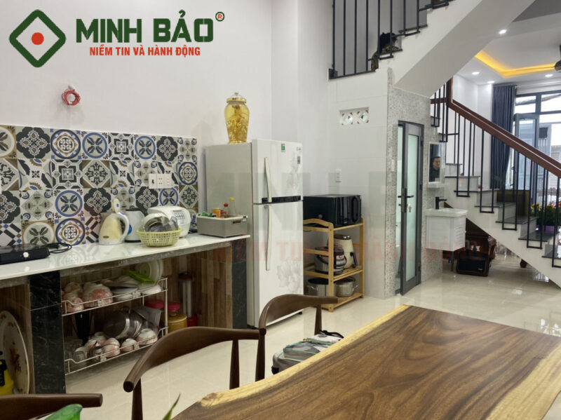 Một góc phòng bếp nhà chị Minh Bình Tân