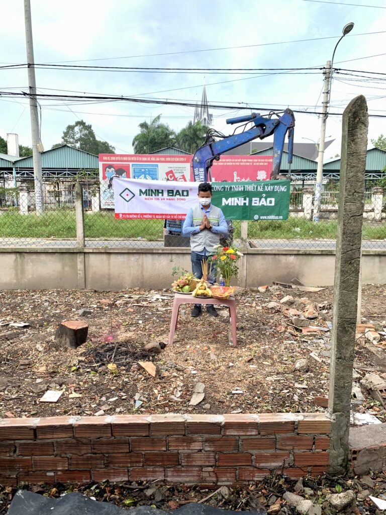 Khởi công nhà anh Vương tại Củ Chi