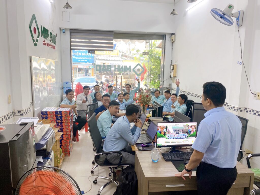 Hình ảnh trong buổi họp tổng kết cuối năm 2022