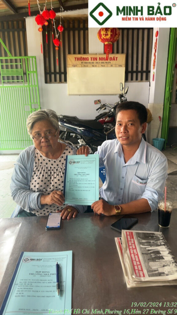 Ký hợp đồng xây nhà trọn gói thứ 2 trong ngày khai trương công ty
