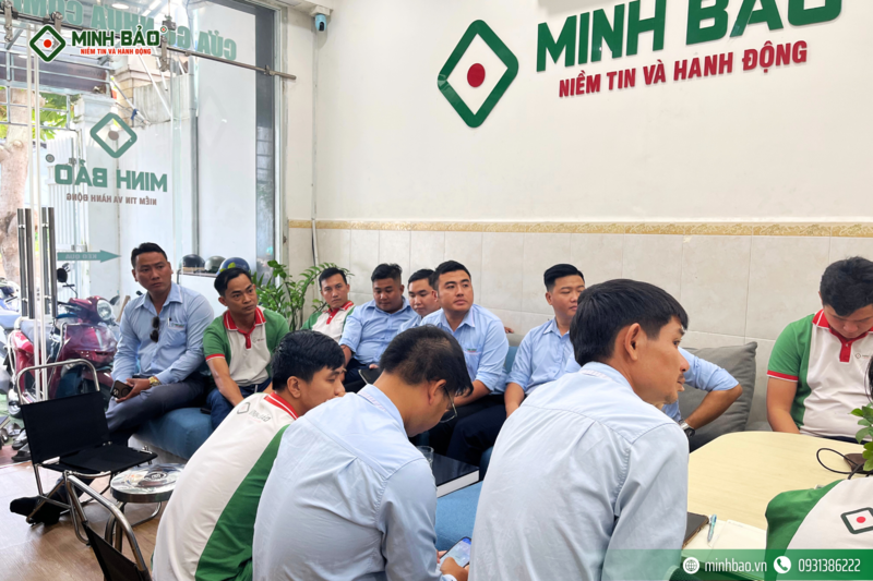 Hình ảnh trong buổi họp tổng kết