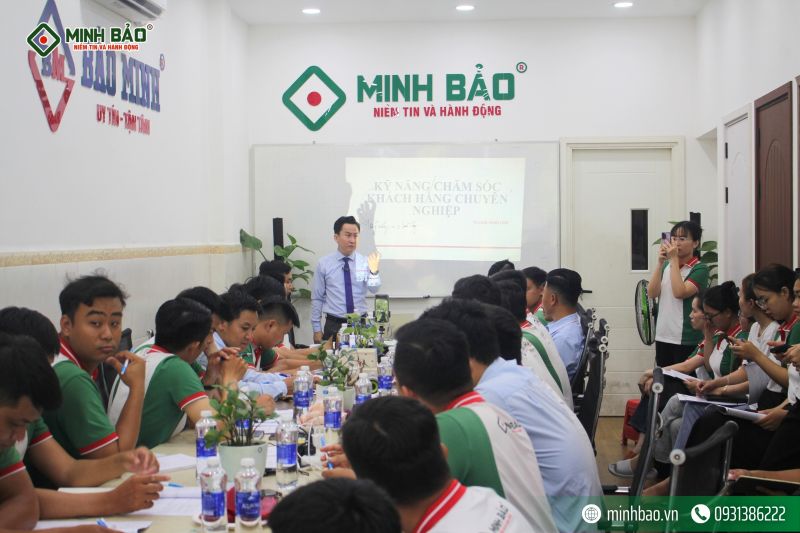 Thường xuyên tổ chức các buổi đào tạo cùng chuyên gia