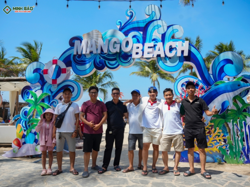 Tham quan Mango Beach - Minh Bảo du lịch hè 2025