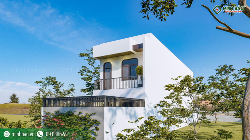 Mặt sau nhà anh Minh